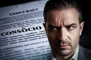 Imagem para o artigo: Consórcio: A Verdade Nua e Crua Antes de Assinar (Guia 2024)